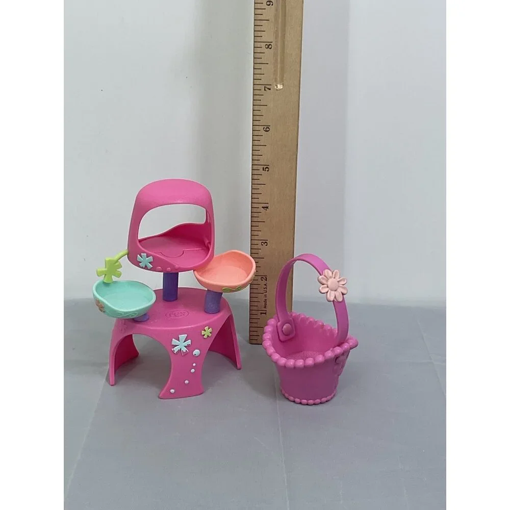Littlest Pet Shop LPS Cat Playground & Basket